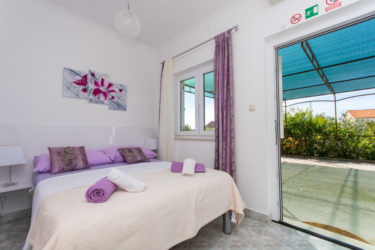 Apartmani Zana Okrug Gornji Exterior photo